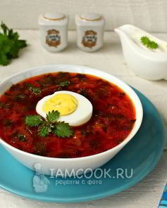Борщ со свеклой, крапивой и яйцом