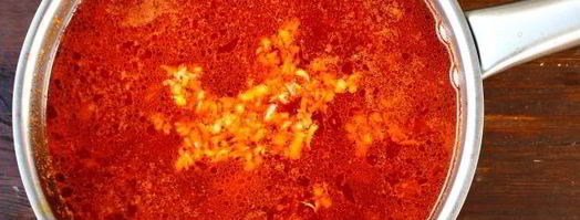 борщ со свеклой, крапивой и яйцом. Шаг 13