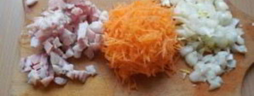 борщ в мультиварке со щавелем. Шаг 3