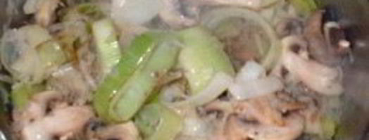 весенний бульон с грибами. Шаг 18