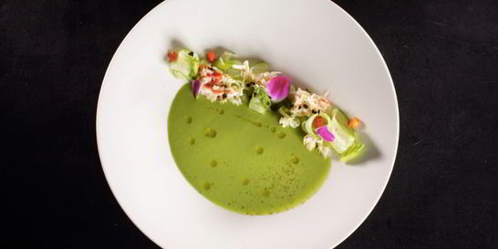 Гаспачо огуречный с крабом