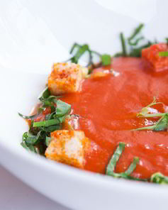 Гаспачо с крабовыми палочками