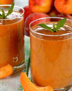 Гаспачо с персиками