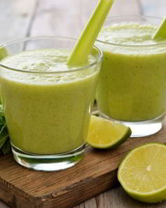 Гаспачо с яблоком