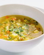 Гороховый постный суп с солеными огурчиками