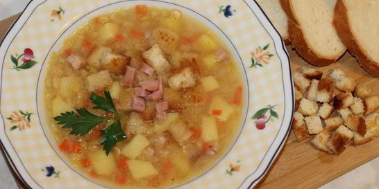 Гороховый суп с копченой курицей