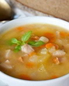 Гороховый суп с ветчиной по-домашнему