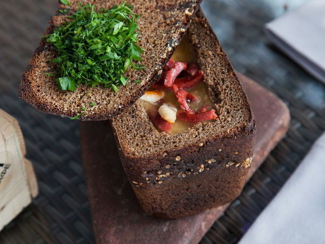 Рецепт горохового супа в буханке