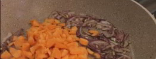 очень вкусный гороховый суп с копчеными ребрышками. Шаг 5