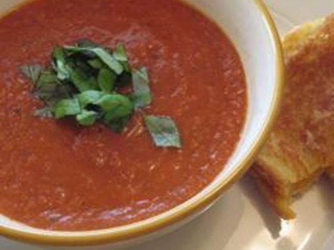 Рецепт горячего супа из запеченных помидоров