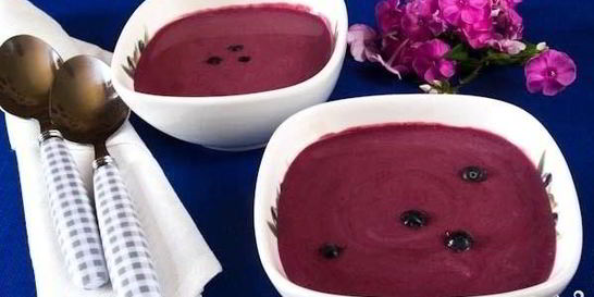 Холодный суп из черники