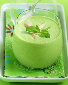 Холодный суп из сельдерея с яблоками