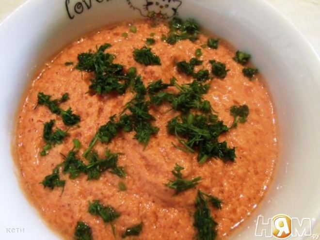 Рецепт холодного томатного супа с грецкими орехами