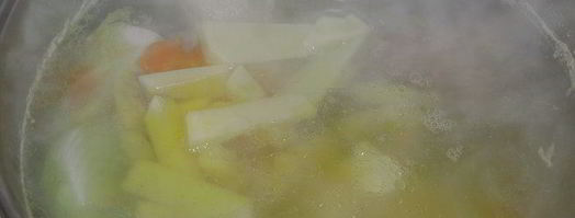 куриный суп с грибами и домашней пастой. Шаг 3