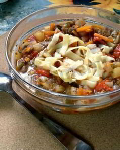 Лагман на костре в казане