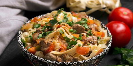 Лагман с курицей и овощами