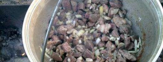 лагман в казане на костре. Шаг 5