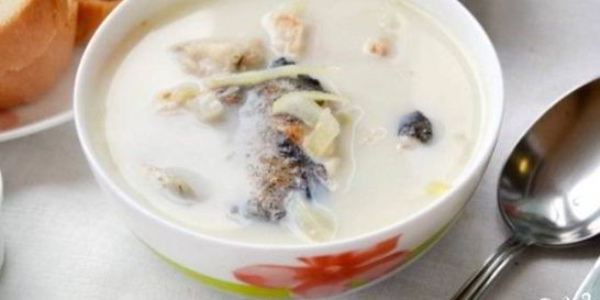 Латвийский молочный суп с рыбой