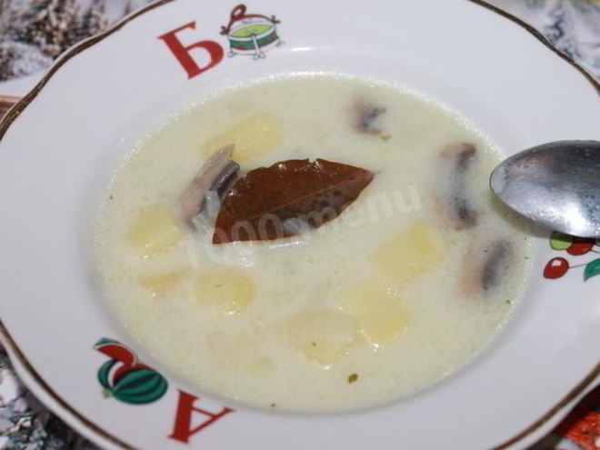 Рецепт молочного супа с картофелем и грибами