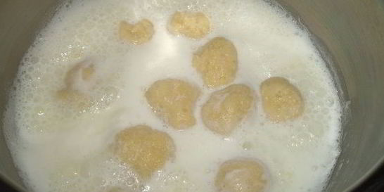 Молочный суп с картофельными клецками