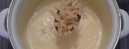 молочный суп с макаронами. Шаг 6