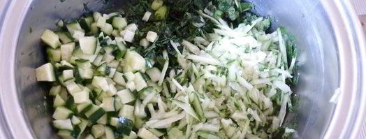 летняя окрошка с репой и пирожками с мясом. Шаг 5