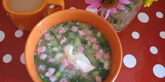 Окрошка на сыворотке с хреном