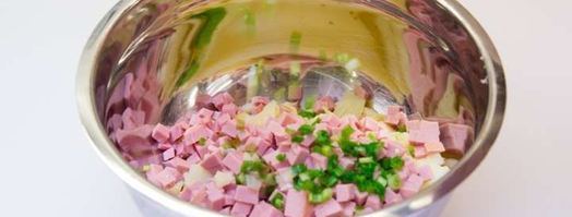 окрошка на сыворотке с колбасой. Шаг 10