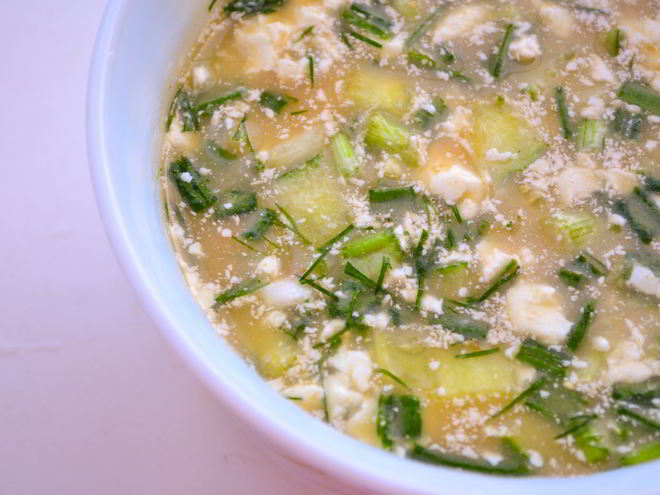 Рецепт окрошки на яблоках