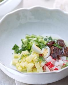 Окрошка с глазированными щечками