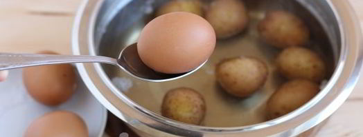 окрошка с колбасой на сыворотке. Шаг 6