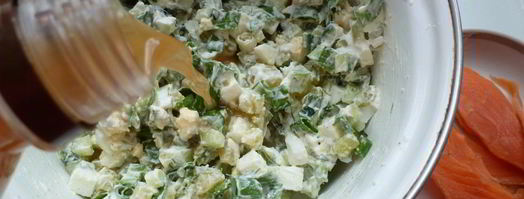 окрошка с малосольной семгой. Шаг 5