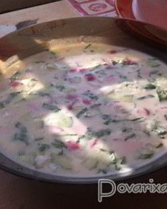 Окрошка с сельдереем на кефире