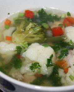 Легкий суп с индейкой и овощами