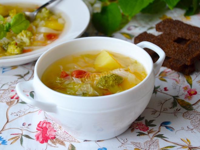 Рецепт овощного супа с капустой и пшеном