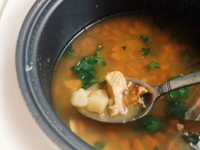 Рецепт овощного супа с курицей в мультиварке