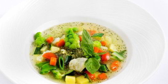 Суп минестроне с песто