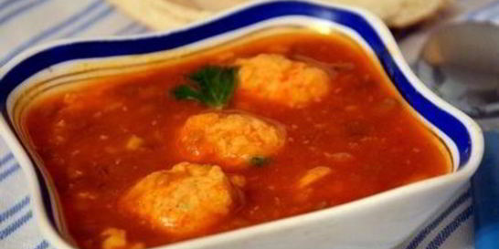 Чечевичная похлебка с куриными клецками