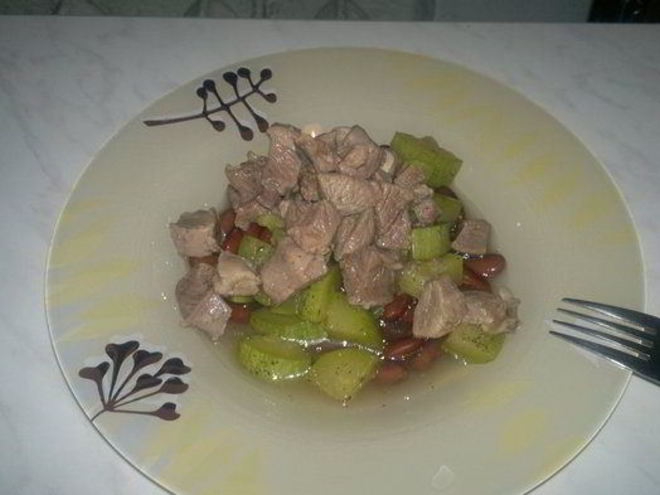 Рецепт фасолевой похлебки с бедром индейки и кабачком