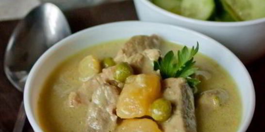 Густая похлебка из баранины в кокосовом молоке