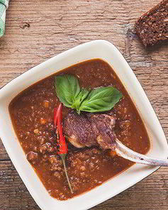 Хлебная похлебка с копченым барашком