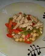 Нутовая похлебка с бульоном из индейки в бальзамике и лимонном соке со сладкими перцами