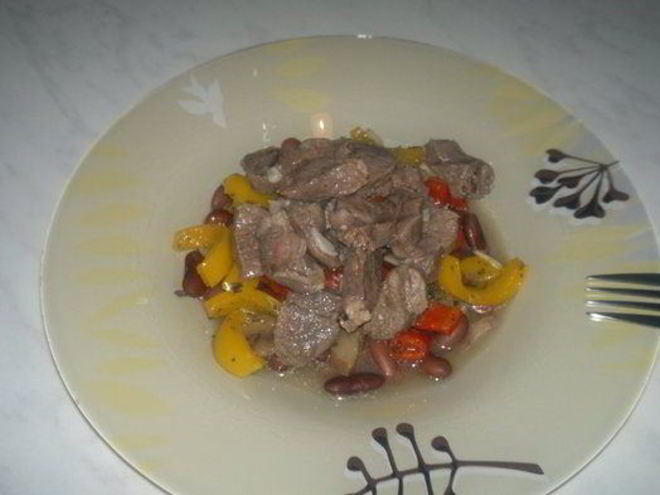 Рецепт похлебки из фасоли со сладкими перцами и бараниной в уцхо сунели