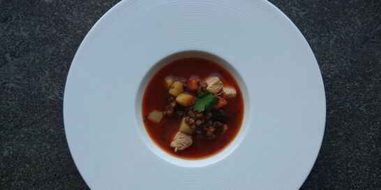 Похлебка с чечевицей и черносливом