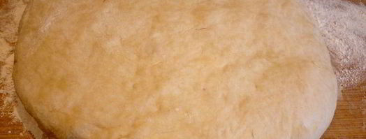 похлебка с семгой и шпинатом под домашним слоеным тестом очарована, околдована. Шаг 3