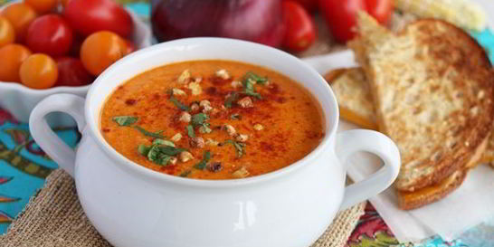 Томатная похлебка с кукурузой