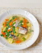 Рыбный суп из консервов