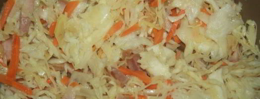 ароматные щи с варено-копченой грудинкой и кислым яблоком. Шаг 5