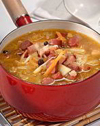 Кислые щи с копченостями