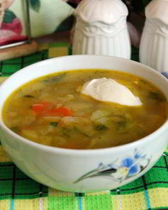 Летние щи из молодой капусты со сладким перцем